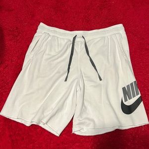Men's French Terry Alumni Shorts, Nike Shorts